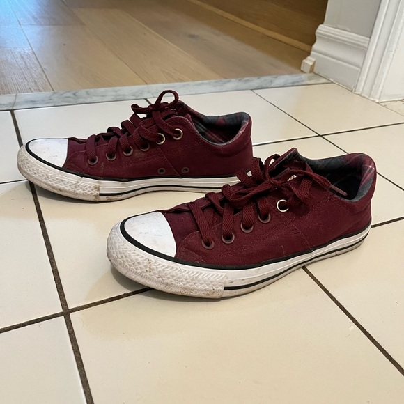 Converse size 7.5 - Picture 3 of 4